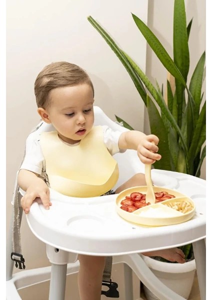 Buğz Sarı 3’lü Silikon Yemek Seti – Önlük + Diş Kaşıyıcılı Kaşık + Vakumlu Tabak fiyatları