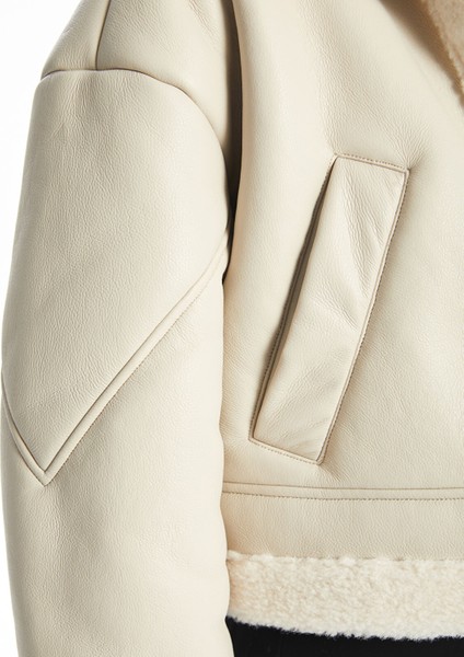 Yeni Sezon Gömlek Yaka Kadın Deri Görünümlü Mont modelleri