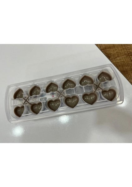 Buz Kalıbı Kalpli Silikonlu Kapaklı 12GÖZLÜ