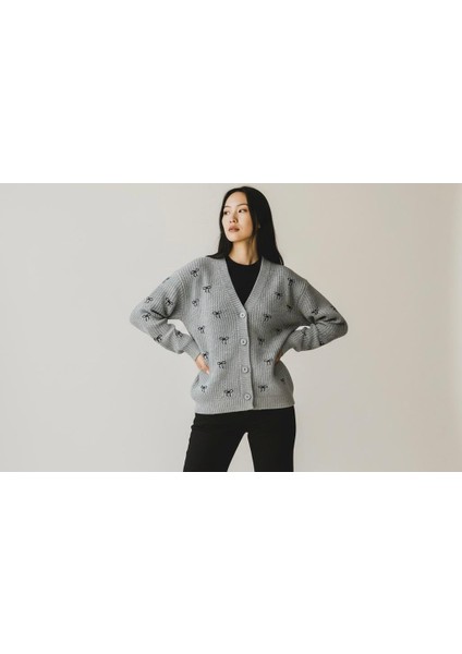 Fiyonk Desenli Çelik Örme Triko V Yaka Hırka