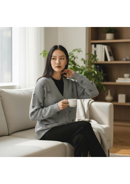 Fiyonk Desenli Çelik Örme Triko V Yaka Hırka fiyatları