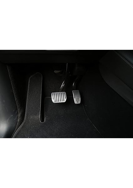Tesla Model Y ve Juniper ile Uyumlu Performans Pedal Seti indirimleri