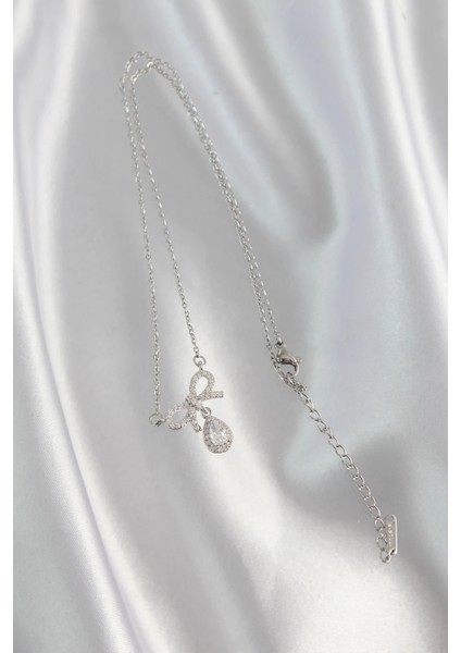 316L Çelik Gümüş Renk Zirkon Taşlı Fiyonk Detay Damla Kolye modelleri