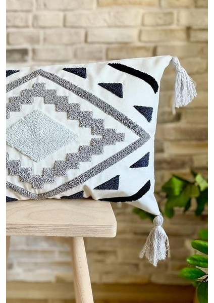 Punch Işlemeli Tekli Dekoratif Özel Tasarım Gri Kırlent Kılıfı (Panç) Geometrik2 30 x 50 SWITANM67 modelleri