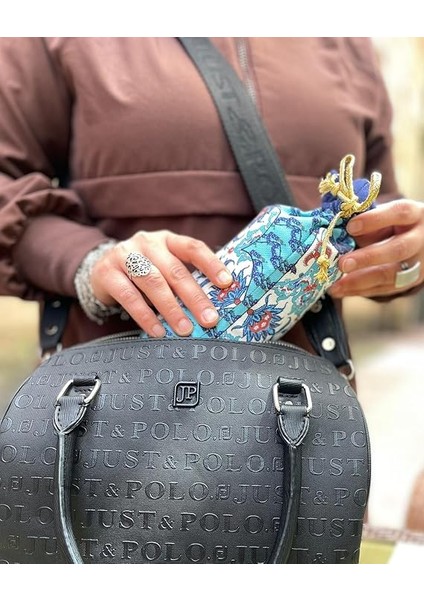 Online Ipek Dokulu Taşıma Çantalı Seccade (Desen 9) modelleri