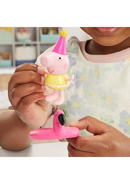 Pig Peppa's Havuz Partisi Oyun Seti, 2 Figür ve 4 Aksesuar, Okul Öncesi Oyuncakları, Çocuk Hediyeleri, 3 Yaş ve Üzeri indirimleri