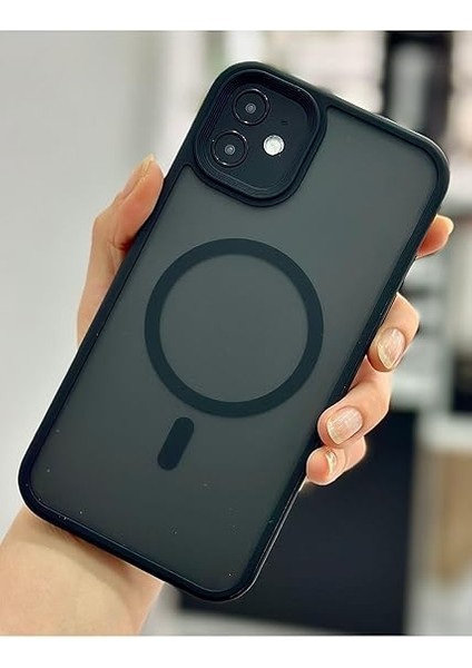 Aksesuar Iphone 11 (12 Görünümlü) ile Uyumlu Mat Siyah Magsafe Özellikli Darbe Önleyici Şeffaf Silikon Kılıf indirimleri