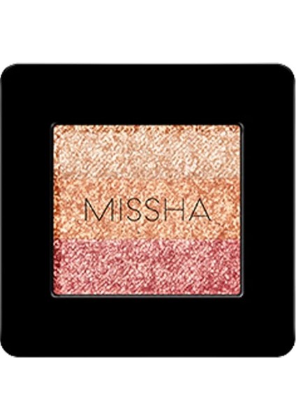 Yumuşak Dokulu, Dökülme Yapmayan 3 Renkli Göz Farı Triple Shadow No.19 (Love Charm)