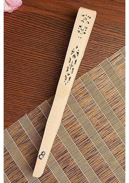 Ahşap El Yelpazesi Doğal Görünümlü Hafif Estetik Yelpaze Ahşap modelleri