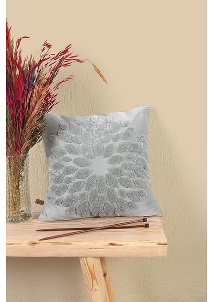 Özel Tasarım Punch Panç Desen Kare Dekoratif Kırlent Kılıfı Flower Gri