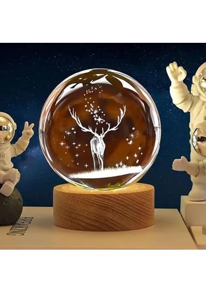 Ahşap Standlı Cam Küre Işıklı Göz Yormayan Ay ve Astronot Motifli Masaüstü Aydınlatma Gece Lambası Dekoratif Çocuk Odası Salon Yatak Odası Lamba 6cm x 6cm (Astronot) fırsatları