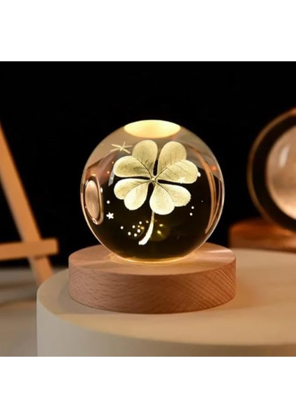 Kristal Cam Küre LED Işıklı USB Kablolu Ahşap Stantlı Gece Lambası Dekoratif Hediyelik (Yonca)