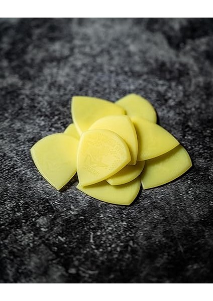 Guitar Store – Konik Precision Pick - Profesyoneller Için 10'lu Kavramalı Hassas Orta Ila Hafif Kolay Görünen Pena 0,99 mm - Orta-Küçük fiyatları