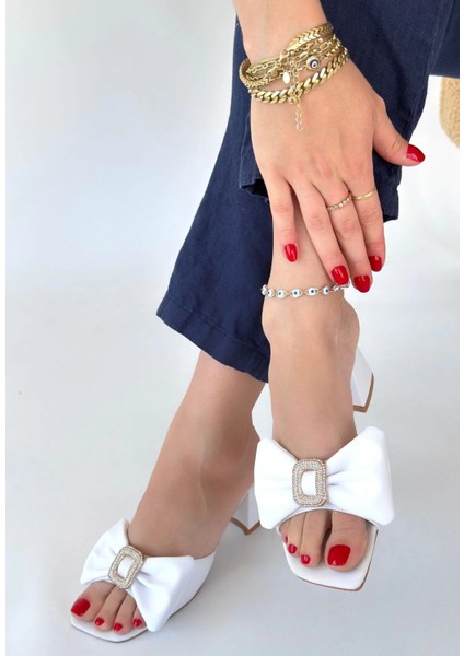 Lvsqvr Niyyar Beyaz Cilt Topuklu Terlik (Numara: 37)