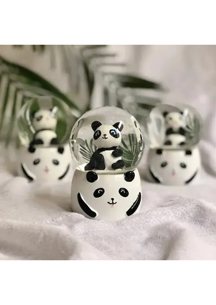 Küçük Boy Işıklı Panda Kar Küresi 6.5 cm fırsatları