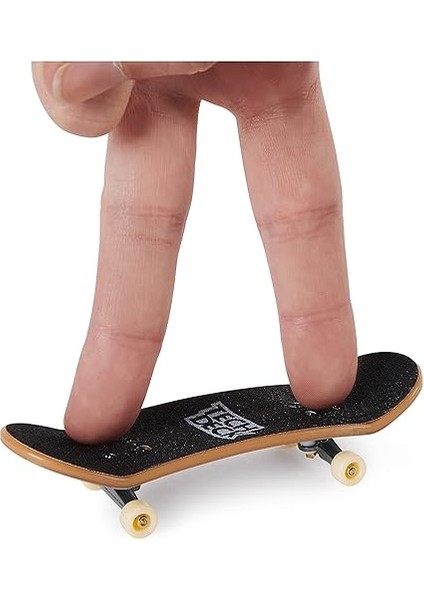 Deck, Ultra Deluxe 4'lü Parmak Kaykay Seti, Gerçeğe Uygun Kaykay Grafikleri – Koleksiyon, Inşa Etme ve Havalı Numaralar Için, 6 Yaşından Itibaren indirimleri