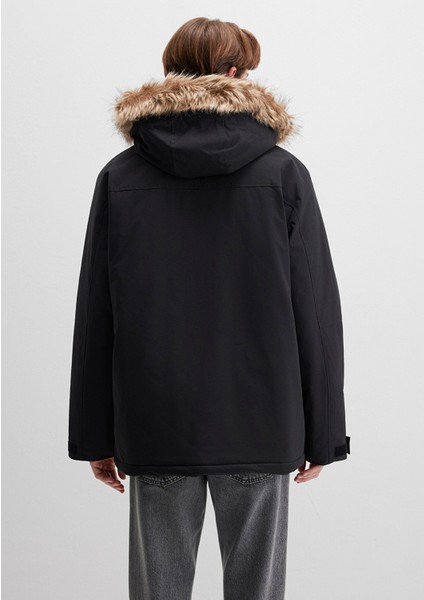 Kapüşonlu Siyah Parka 0110472-900 indirimleri