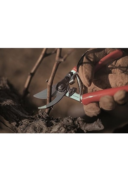 J468 Budama Makası, Alüminyum Döner Saplı, 210 mm Komple Uzunluk, 25 mm Dal Kesme Çapı fırsatları