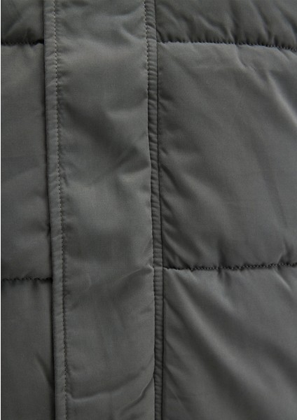 Dik Yaka Haki Şişme Mont 0110470-71598