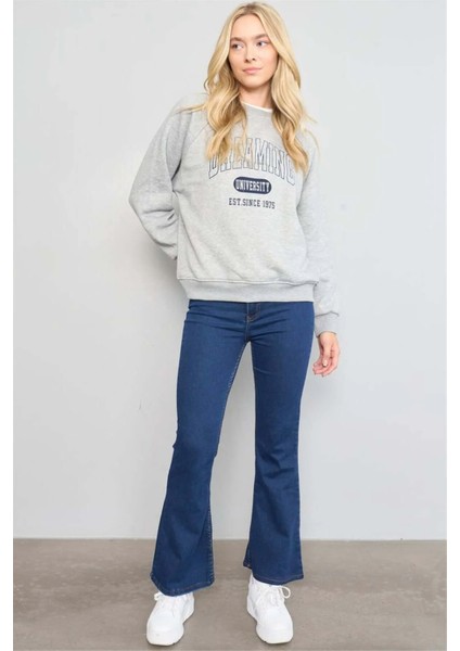 Yüksek Bel Lacivert Kadın Ispanyol Paça Kot Pantolon – Esnek Denim Kumaş, Slim Üst Flare Alt Kalıp, Retro Modern Fit Jean