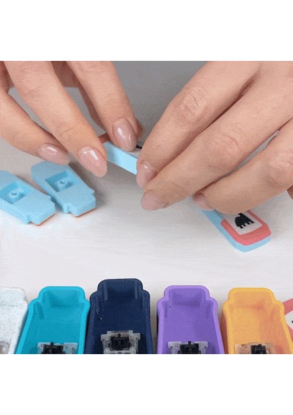 Llama Kuzco'nun Iksiri Clicker Anahtarlık Oyuncağı, Sevgililer Günü modelleri