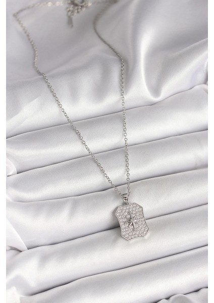 316L Çelik Gümüş Renk Zincir Zirkon Taşlı Kutup Yıldız Işlemeli Madalyon Model Kadın Kolye fiyatları