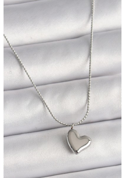 316L Çelik Gümüş Renk Zincir Kalp Figür Kadın Kolye