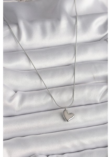316L Çelik Gümüş Renk Zincir Kalp Figür Kadın Kolye fiyatları