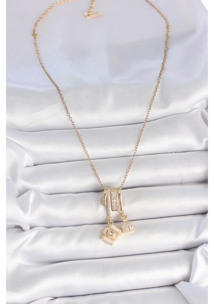 316L Çelik Gold Renk Zirkon Taşlı Sallantı Fotoğraf Makinası Figür Charm Kadın Kolye fiyatları