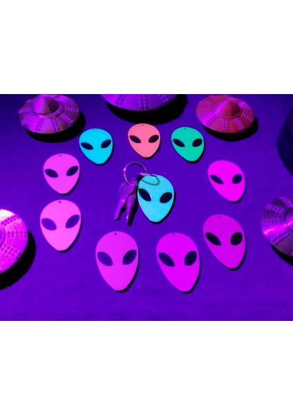 Uzaylı Yüz Anahtarlık fırsatları