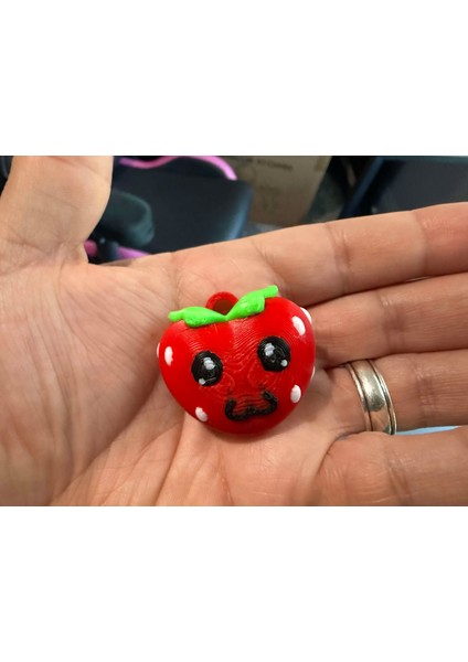 Kawaii Çilek Kalp Anahtarlık Sevgililer Günü