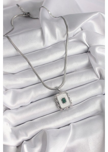 316L Çelik Gümüş Renk Italyan Zincir Beyaz Sedefli Kare Portre Model Zümrüt Taş Detay Kadın Kolye fiyatları