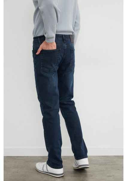 Fermuarlı Straight Jean Pantolon