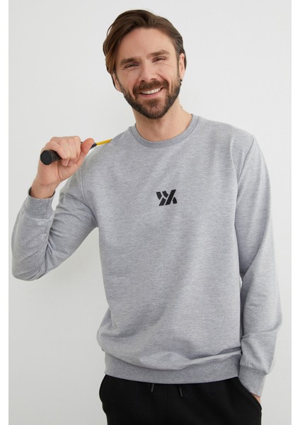 Kabartma Baskılı Bisiklet Yaka Sweatshirt