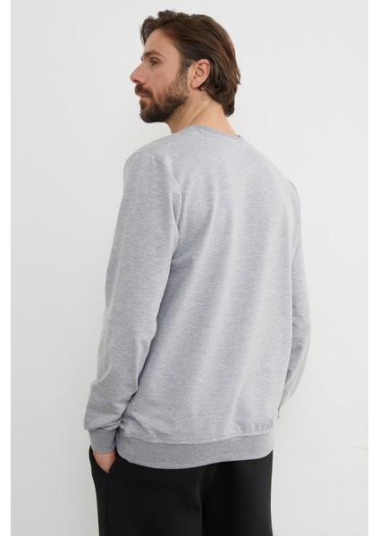 Kabartma Baskılı Bisiklet Yaka Sweatshirt