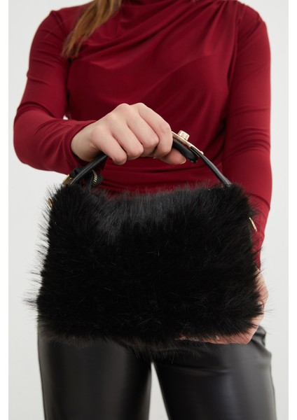 Askılı Fermuarlı Suni Kürk Kol Çantası