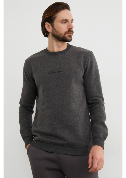 3 Iplik Yazı Baskılı Bisiklet Yaka Sweatshirt fırsatları