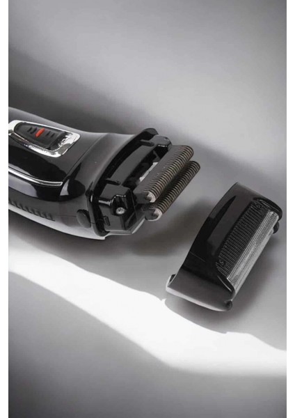 Şarjlı Paslanmaz Çelik Bıçaklı ve Kablosuz Saç Sakal Tıraş Makinesi modelleri