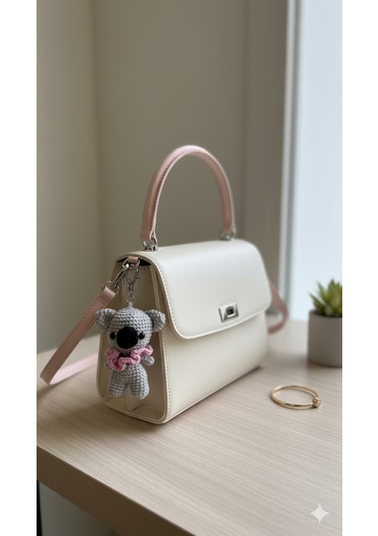 Amigurumi Koala Anahtarlık – El Yapımı Örgü Oyuncak, Sevimli Çanta ve Araba Aksesuarı