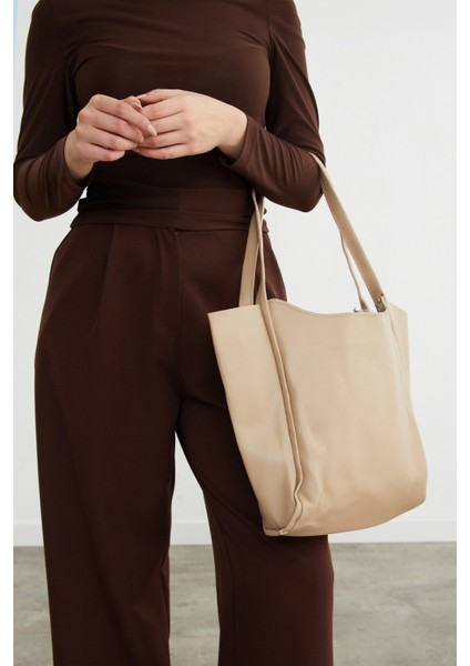 Suni Deri Fermuarlı Kol Çantası fırsatları