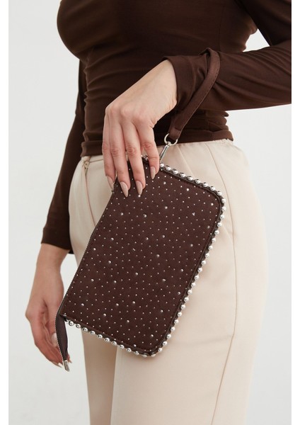 Taşlı Zincir Askılı Süet Kol Çantası indirimleri