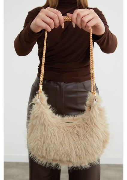 Zincir Askılı Fermuarlı Suni Kürk Kol Çantası fiyatları