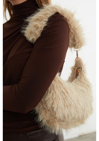 Zincir Askılı Fermuarlı Suni Kürk Kol Çantası fırsatları