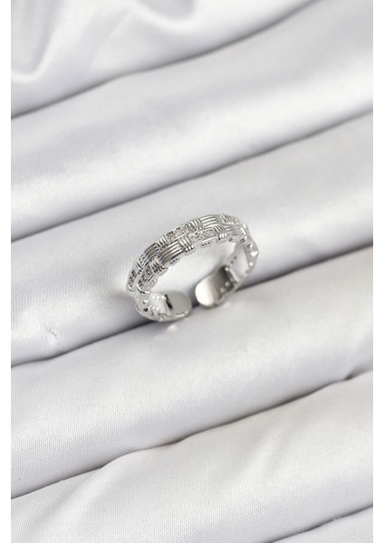 Pirinç Gümüş Renk Zirkon Taşlı Sırım Kadın Yüzük