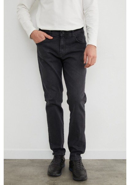 Regular Fit Normal Bel Jean indirimleri
