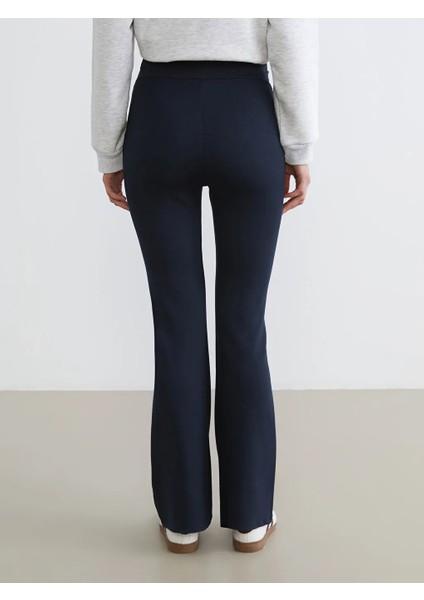 Lcw Comfort Lacivert Yüksek Bel Ispanyol Paça Kadın Tayt Pantolon fırsatları