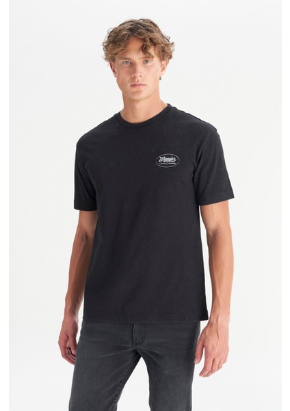 %100 Pamuk Relaxed Fit Rahat Kesim Bisiklet Yaka Tişört