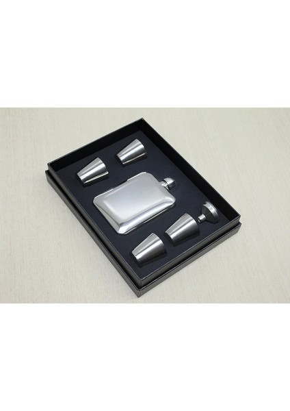 4 Shot Bardaklı Matara Seti Çelik