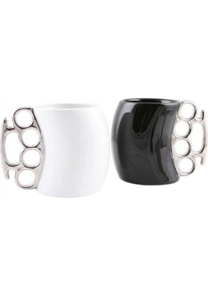 Muşta Tasarımlı Seramik Kupa