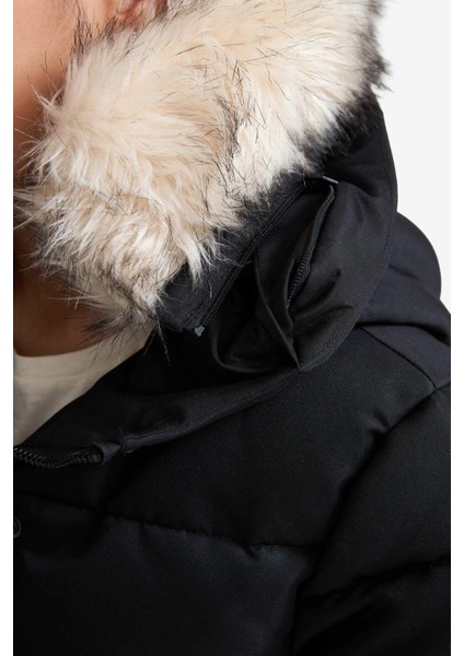 Kız Çocuk Kapüşonlu Fermuarlı Parka C8755A825AU